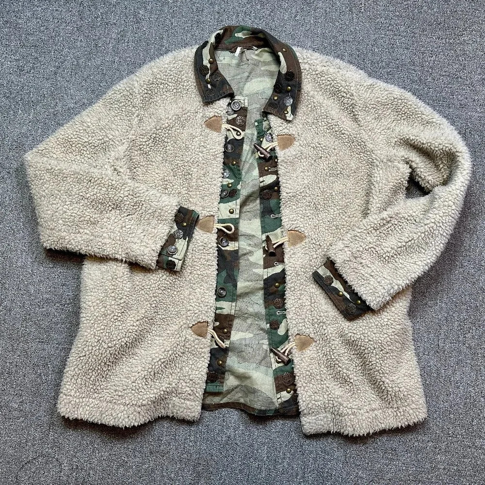 Free People Tan Sherpa Camouflage Camo Lined Toggle Boho Jacket Coat Small